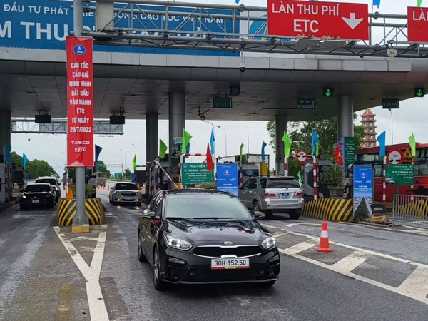 Phải bỏ ngay việc kích thẻ 'ảo' khi đồng loạt thực hiện thu phí không dừng