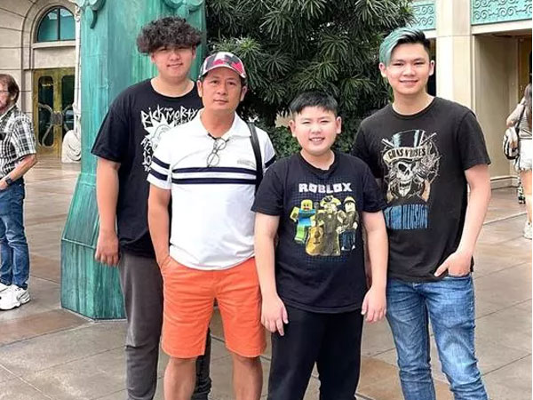 Bằng Kiều đăng loạt ảnh 'trình làng' 4 quý tử, đồng thời hé lộ thái độ 3 con trai đầu với em út
