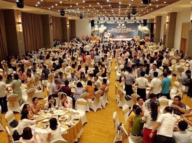 Những bữa tiệc chia tay Giám đốc CDC Quảng Ninh nghỉ hưu gây xôn xao