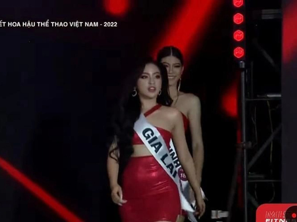 'Hotgirl trứng rán' Trần Thanh Tâm tiết lộ 'out top' là do thường xuyên vấp ngã