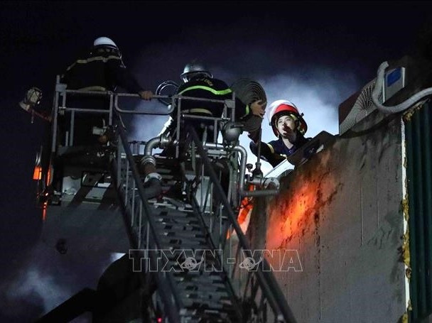 Cấp bằng Tổ quốc ghi công cho 3 chiến sĩ công an hy sinh khi chữa cháy ở Hà Nội