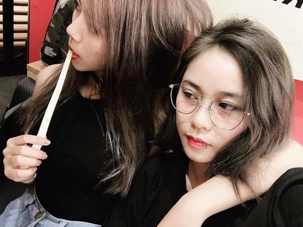 MisThy thừa nhận ngoại tình trong khi đang yêu bạn đồng giới