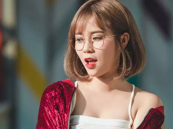 Tình trường MisThy yêu đồng giới: Cô nào cũng scandal mới chịu