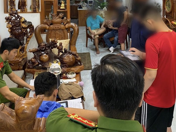 Triệt phá đường dây lập hơn 30 công ty 'ma' để mua bán hóa đơn