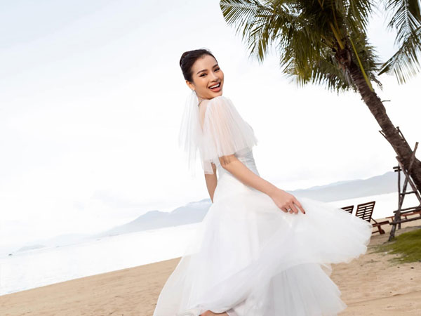Bị mỉa mai chuyện 2 đời chồng, Phương Trinh đáp trả: 'Trong cuộc đời này đâu phải cứ gặp là đúng người'