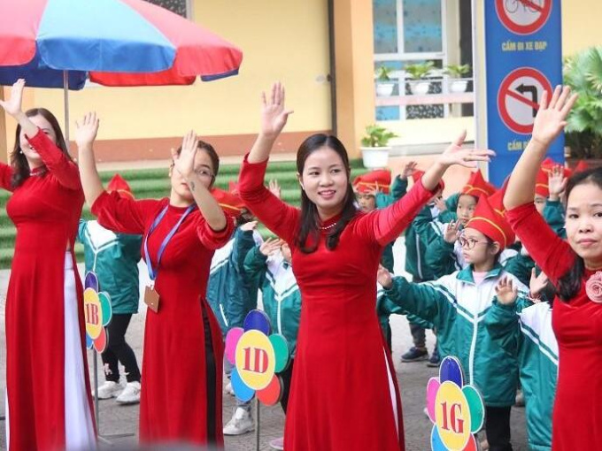 Học sinh lớp 1 tựu trường sớm nhất trước khai giảng 2 tuần