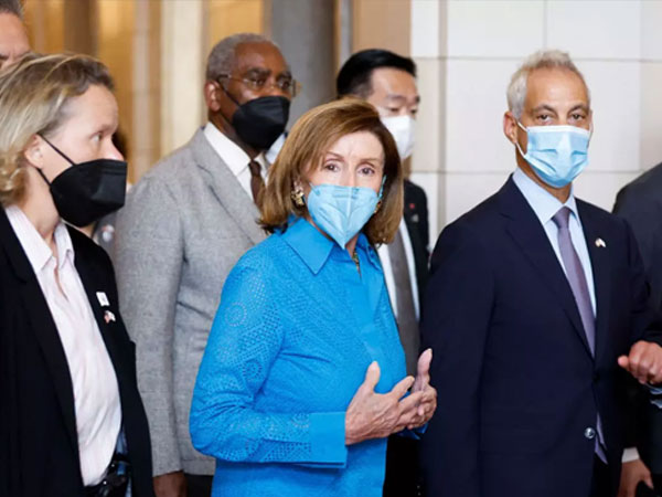 Trung Quốc trừng phạt bà Pelosi sau chuyến thăm Đài Loan