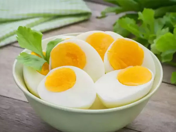 Lý do bạn không nên ăn quá 2 quả trứng trong một ngày