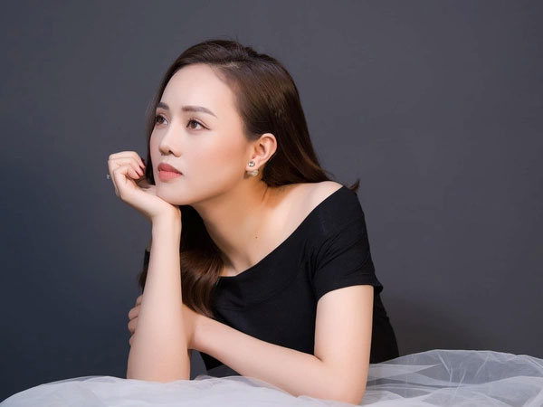Bà xã NSND Công Lý: 'Chân tình chưa chắc lúc nào cũng gặp được trân quý'