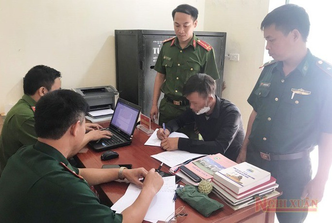 Người bố bạo hành con gái 11 tuổi ra trình diện