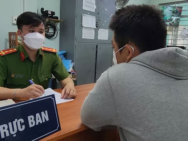 Người nhà bệnh nhân đòi đâm bác sĩ Bệnh viện Nhân dân Gia Định