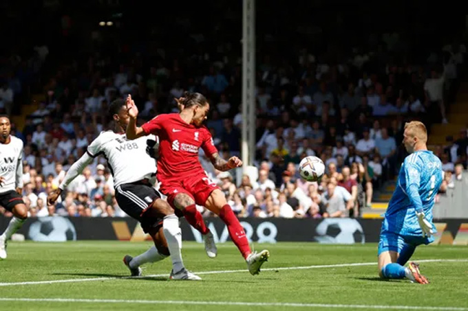 Nunez ghi bàn và kiến tạo, Liverpool thoát thua trước tân binh Ngoại hạng Anh