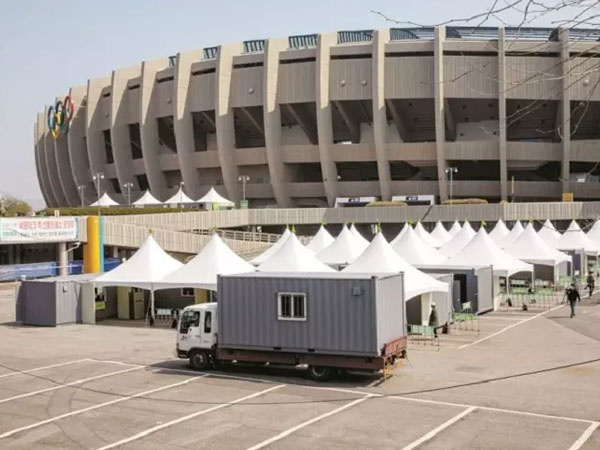 Dọa đánh bom ở Seoul, 1.000 người dân phải sơ tán