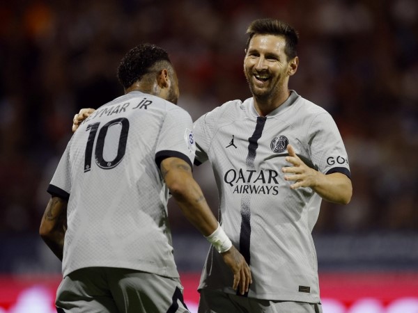 Messi và Neymar thi nhau toả sáng, PSG đại thắng trận ra quân Ligue 1