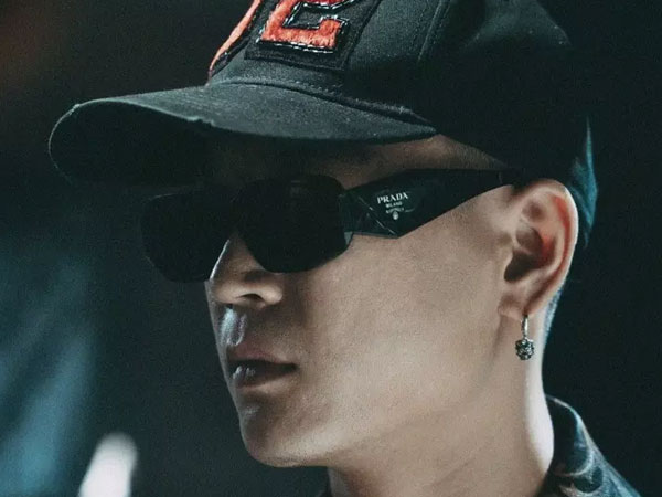 Rapper Việt bị xóa khỏi YouTube là ai?