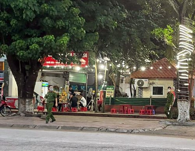Rơi từ tầng 26 xuống đất, nam sinh 15 tuổi tử vong