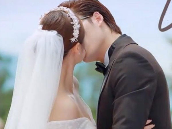 Vén màn bí mật nụ hôn đám cưới Thương Ngày Nắng Về, Đình Tú ngơ ngác hỏi Huyền Lizzie đi trăng mật cùng ai