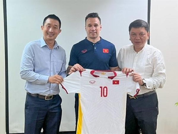 HLV vô địch World Cup muốn làm điều đặc biệt khi dẫn dắt futsal Việt Nam