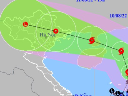 Bão số 2 giật cấp 10, di chuyển rất nhanh hướng vào khu vực Hà Nội và đe dọa mưa lớn ở Bắc Bộ