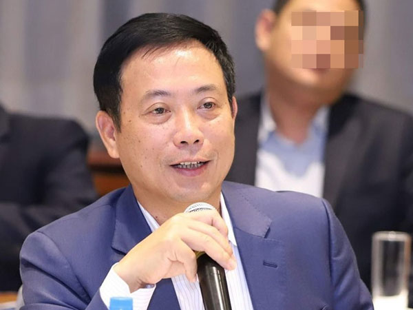 Cựu Chủ tịch UB Chứng khoán Nhà nước Trần Văn Dũng làm chuyên viên cao cấp Phòng Báo chí