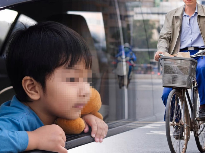 Mẹ Trung Quốc chê thầy giáo của con đi xe đạp gây bão mạng xã hội