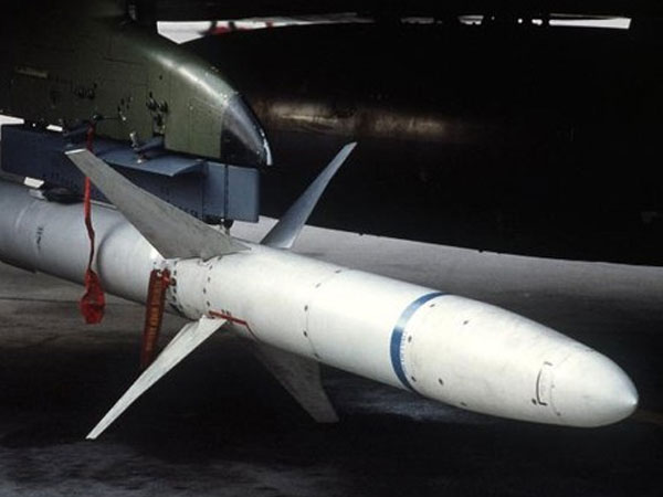 Mỹ gửi cho Ukraine vũ khí có thể diệt ‘rồng lửa’ S-400 của Nga