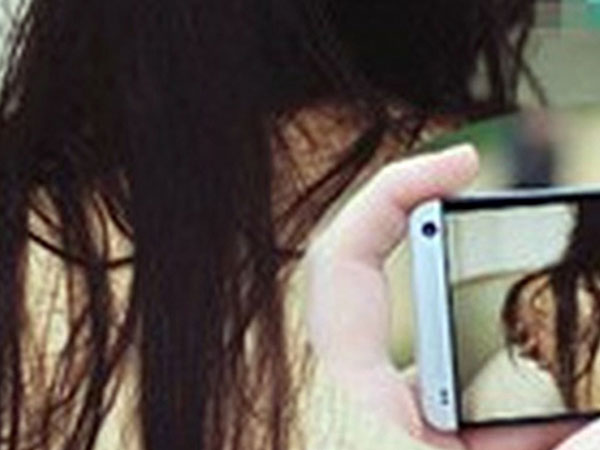 Níu kéo tình yêu bằng cách gửi ảnh và video nhạy cảm tới nhà chồng của người tình