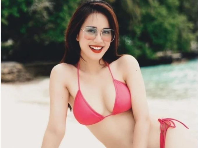 MC xinh đẹp nhất nhì VTV tung ảnh bikini khoe body 'bỏng rẫy'