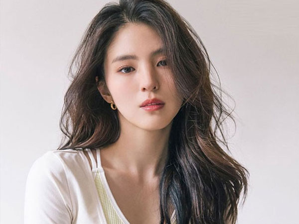 Mỹ nhân 9X Han So Hee đăng loạt ảnh đáng sợ, fan lo sốt vó sợ cô bị rối loạn tinh thần sau chấn thương