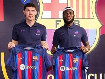 Chưa được Barcelona đăng ký, Christensen và Kessie có thể phải ra đi tự do