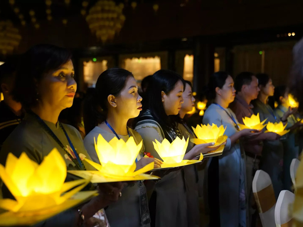 Lễ Vu lan, làm gì để báo hiếu mẹ cha