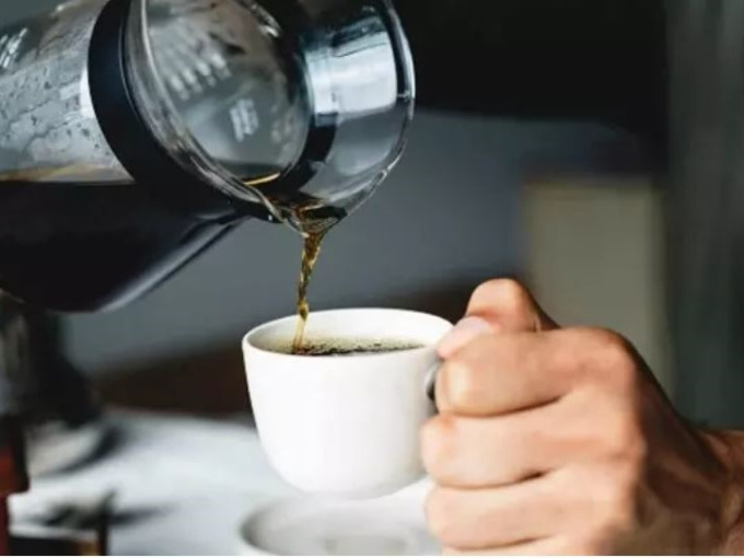 5 thói quen uống cà phê nguy hiểm mà người hiện đại nào cũng mắc