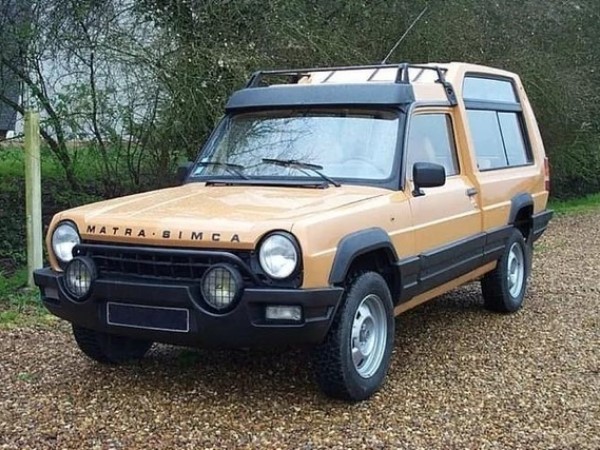 Dàn SUV đời cổ hấp dẫn nhiều nhà sưu tầm