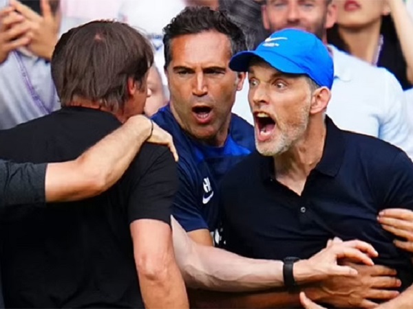 Tuchel và Conte cùng nhận thẻ đỏ, suýt choảng nhau ở trận derby London