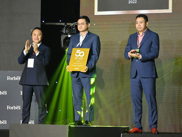 Vinamilk - 10 năm liền trong top 50 doanh nghiệp niêm yết tốt nhất của Forbes Việt Nam