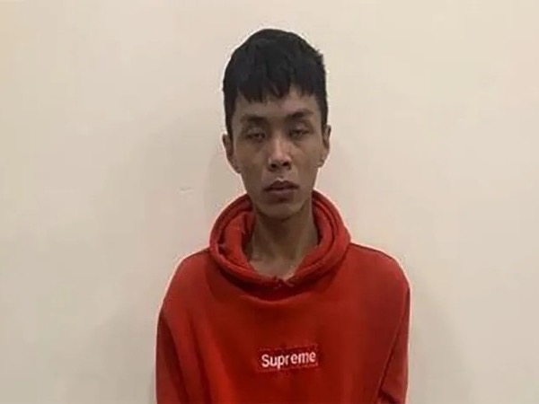 Xâm hại thiếu nữ 15 tuổi còn quay lại video