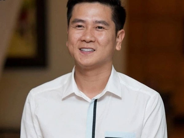 Gửi bản tường trình Hồ Hoài Anh lên lãnh đạo Học viện Âm nhạc, chờ quyết định của Ban Giám đốc