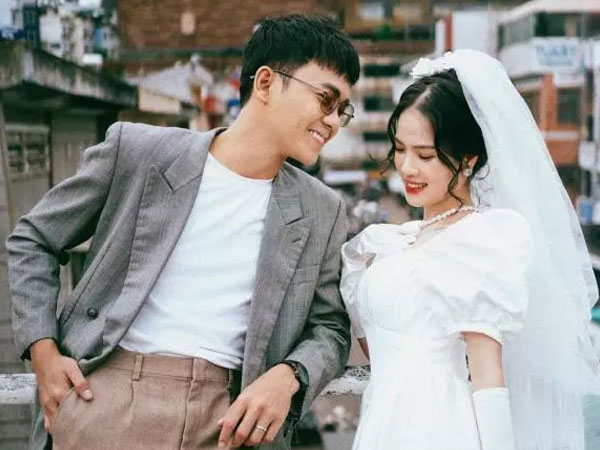 Bạn gái cũ Quang Hải úp mở chuyện có bầu với diễn viên nổi tiếng