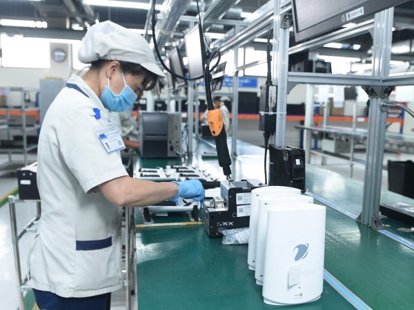 Việt Nam lần đầu sản xuất được thiết bị WiFi Mesh 6