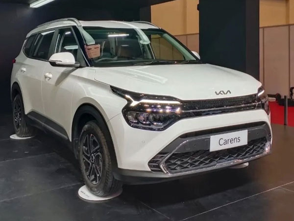Liên tục ra mắt mẫu mới, xe MPV giá rẻ đang lên ngôi ở Việt Nam
