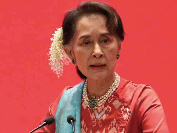 Myanmar cho phép bà Aung San Suu Kyi về nhà sau tuyên án