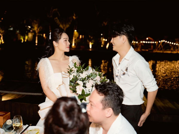 Sau chuyến du lịch cùng chồng cũ, Nhật Kim Anh 'tái hợp' TiTi tại bữa tiệc sinh nhật hoành tráng