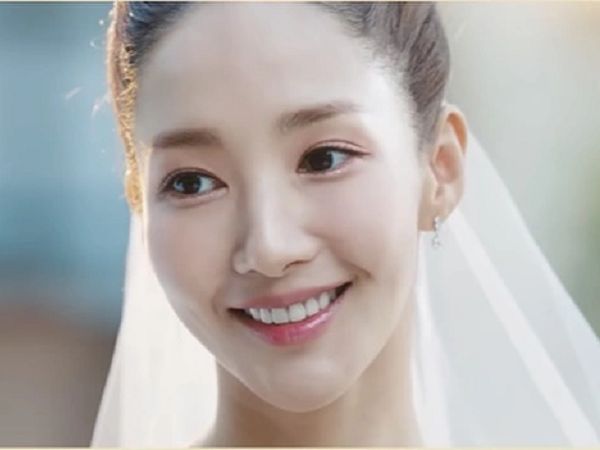Park Min Young mặc áo cô dâu đẹp xuất sắc, nhan sắc khiến ai nấy cũng trầm trồ