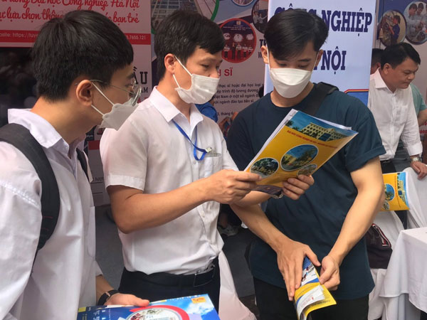 Bộ GD-ĐT mở lại hệ thống đăng ký nguyện vọng đại học