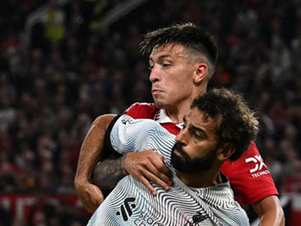Varane và Lisandro Martinez điểm cao nhất dàn sao MU ở trận thắng Liverpool