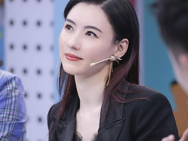 Khẳng định chỉ coi đàn ông là 'cỗ máy sinh sản' chỉ để 'phối giống', Trương Bá Chi bị mắng: 'EQ so với Vương Phi quá kém'