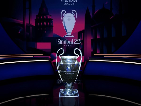 Bốc thăm cúp C1: Barca vào 'bảng tử thần', Real Madrid dễ thở