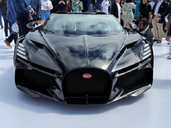 'Ông trùm' Manny Khoshbin tậu Bugatti W16 Mistral hơn 114 tỷ đồng