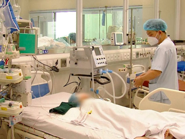 Trẻ chưa tiêm vắc xin, mất gần 200 triệu điều trị hậu Covid-19