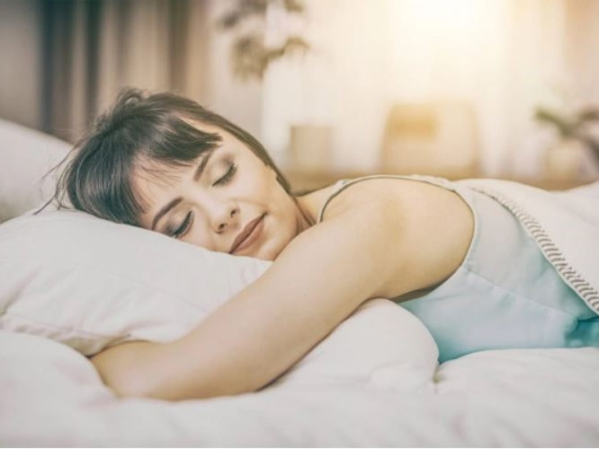 Tư thế ngủ gây hại cho cột sống nhất